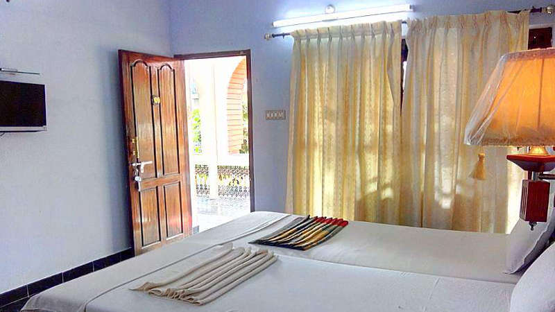 Double Rooms in Kovalam
